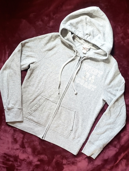 Mossimo Hoodie - Picture 7 of 9